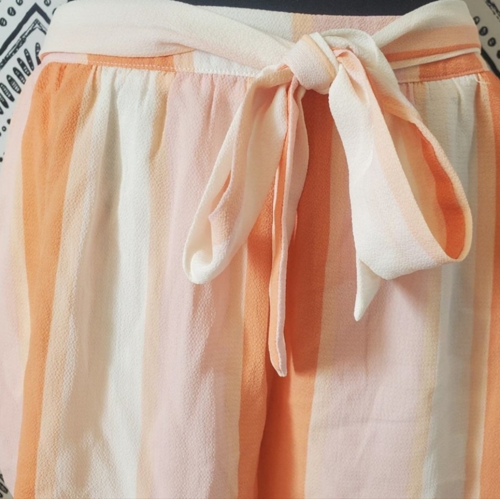 Style Rack Women's Peach and White Striped Shorts - Picture 2 of 3